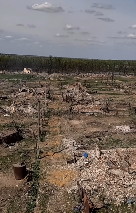 &quot;Безжалостный ад&quot;. В сети показали, как выглядит село в Херсонской области, которое уничтожили россияне